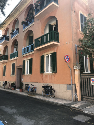Exterior & Views 2, Affittacamere LevantoMare, La Spezia