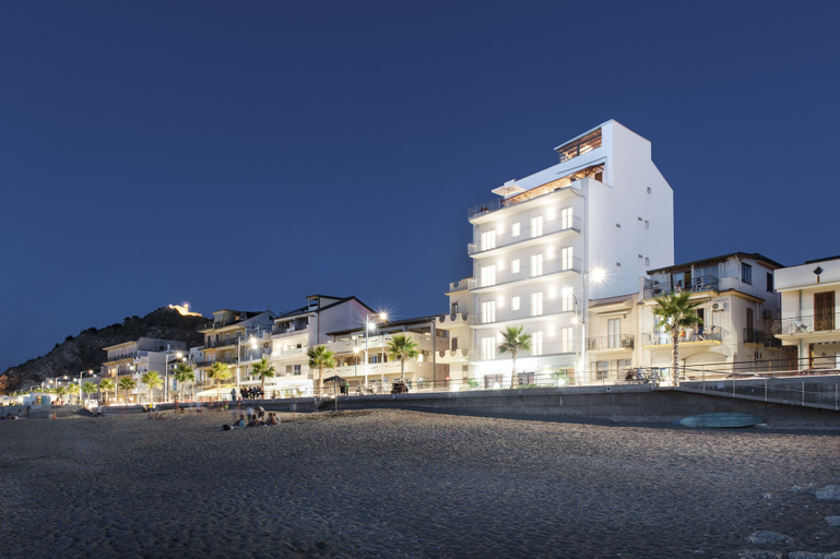 Exterior & Views 1, Vuelle Residence, Messina