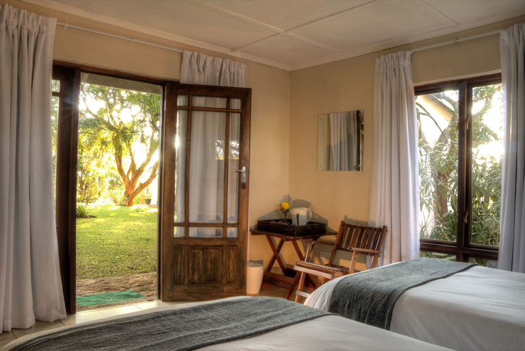 Bedroom 2, Musketeers Lodge, Matobo