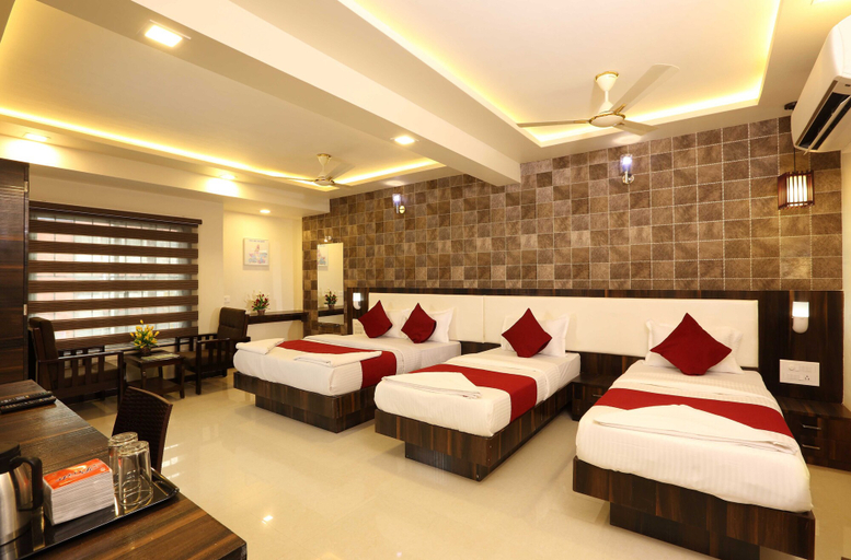 Bedroom 2, Hotel Kochi Caprice, Ernakulam