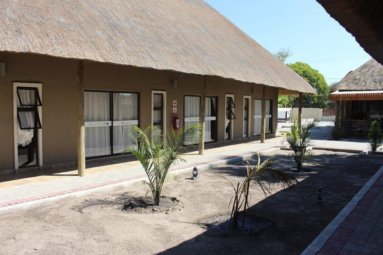 Exterior & Views 2, Makgovango Luxury Inn, Ngamiland West