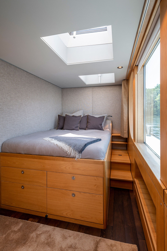 Bedroom 2, Schiff Grace, Berlin