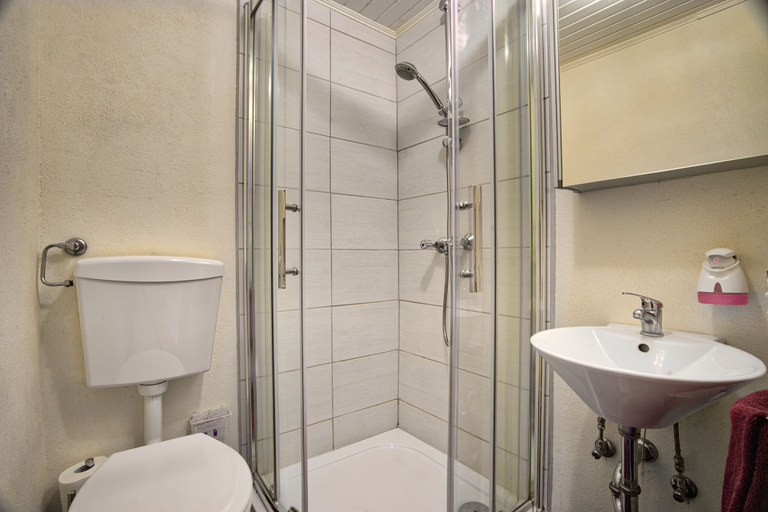 Bathroom 5, B&B am Steinbachtal, Cham