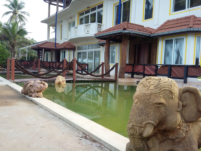 Exterior & Views 2, Aquarius Resort, Mahawewa
