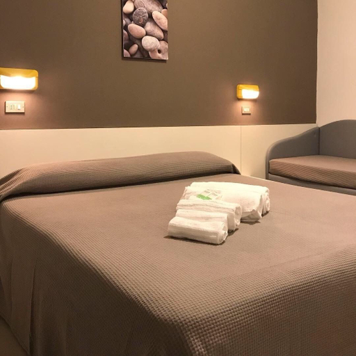 Bedroom 3, Hotel Augustus Milano Marittima, Ravenna