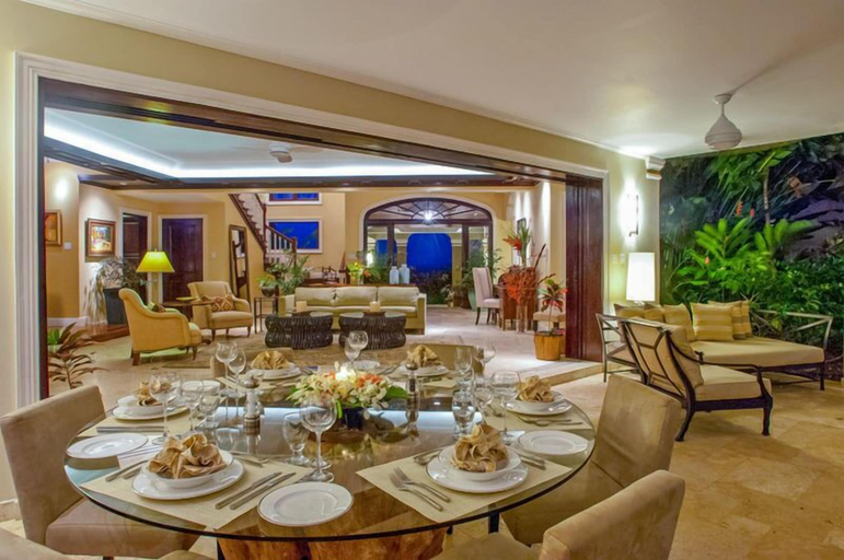 Food & Drinks 5, Tek Time, Montego Bay 5BR