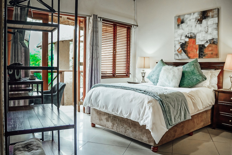 Bedroom 2, The Garden Venue Hotel, City of Johannesburg