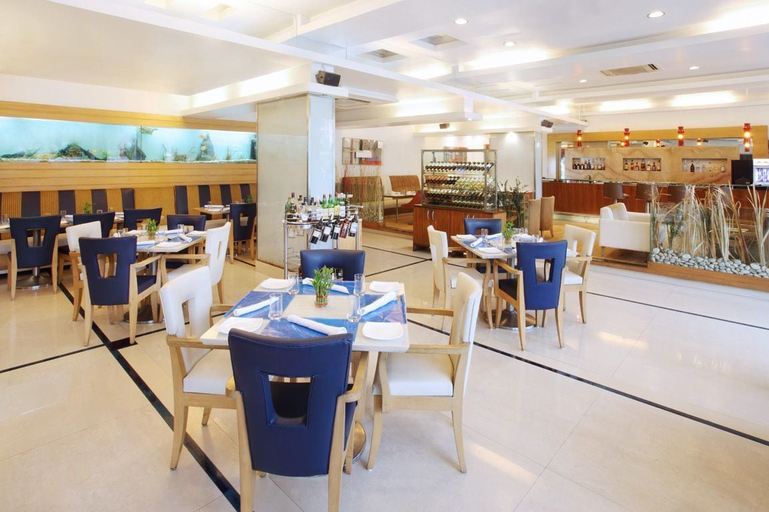 Food & Drinks 5, Yogi Metropolitan, Thane