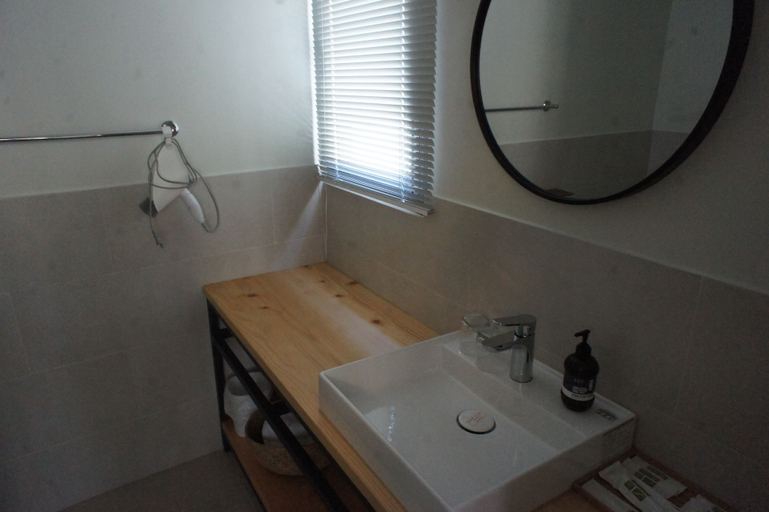 Bathroom 4, Through A Path, Tainan