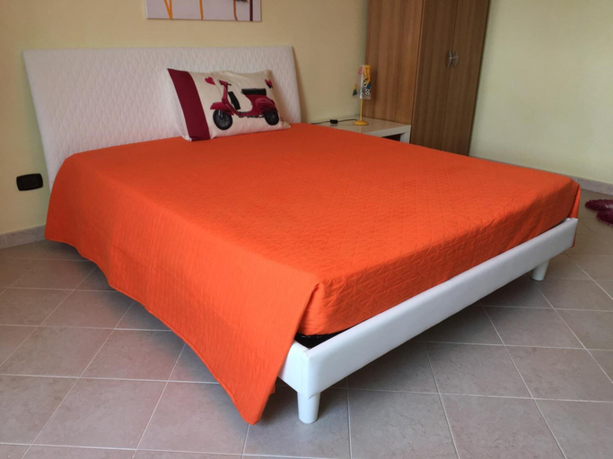 Bedroom 2, Papa Pignatelli, Barletta-Andria-Trani