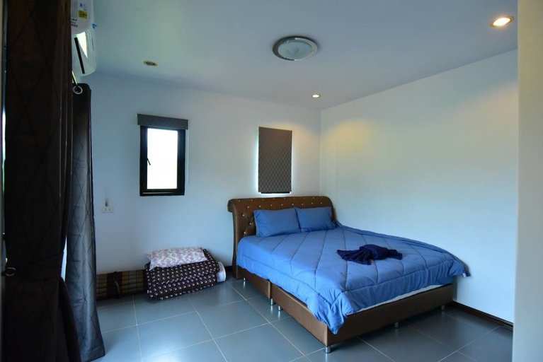 Bedroom 5, Music Khao Kho, Khao Kho