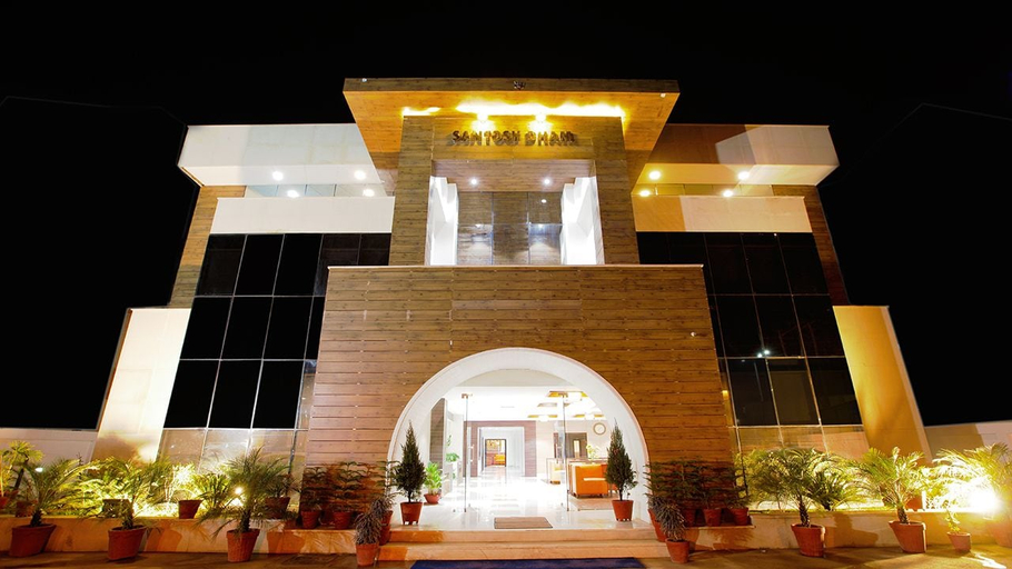 Exterior & Views 1, Hotel Santosh Dham, Mathura