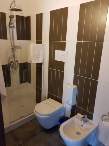 Bathroom 5, Agriturismo alle Riserve Cavagrande, Syracuse