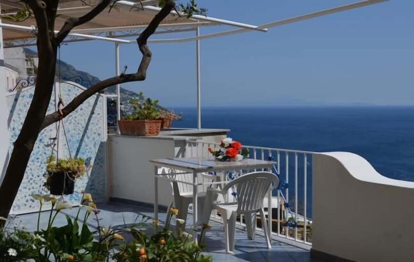 Others 4, Villa Celentano, Salerno