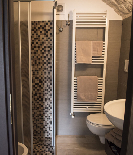 Bathroom 5, Savito Bed and Breakfast, Taranto
