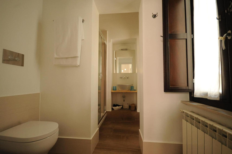 Bathroom 4, Suite Home Trani, Barletta-Andria-Trani