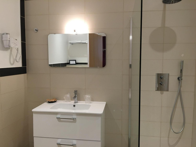 Bathroom 5, La Maison des Ocres, Vaucluse