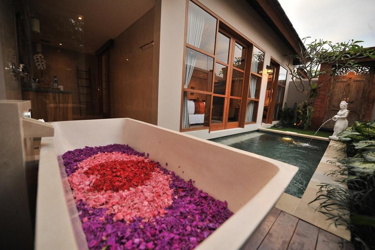 Bathroom 4, Maitri Villa, Gianyar