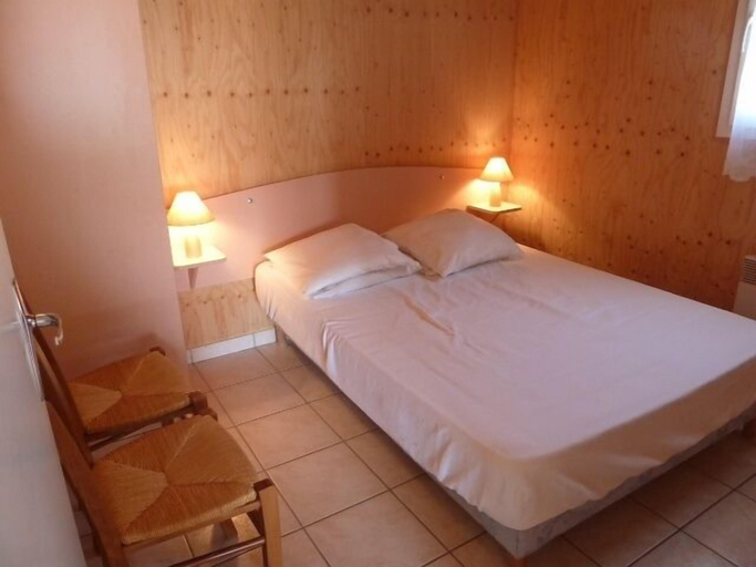 Bedroom 2, Résidence Marina Holyder, Marne