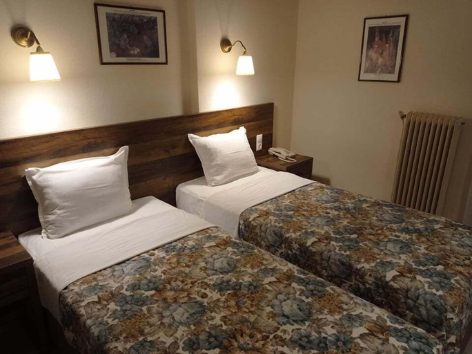 Bedroom 2, Xenios Zeus, Central Macedonia