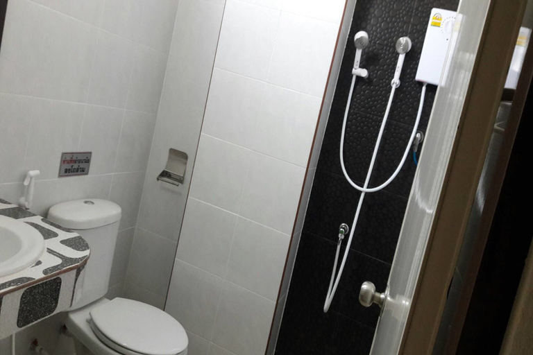 Bathroom 3, R.M. Mansion Surin, Muang Surin