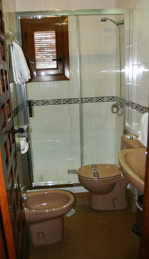 Bathroom 4, Hostal Las Terrazas de la Alpujarra, Granada