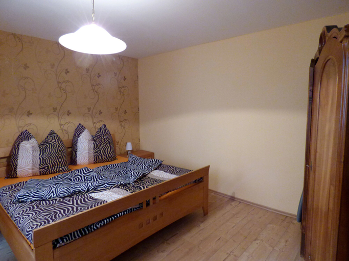 Bedroom 3, Relaxen im alten Winzerhaus, Ahrweiler