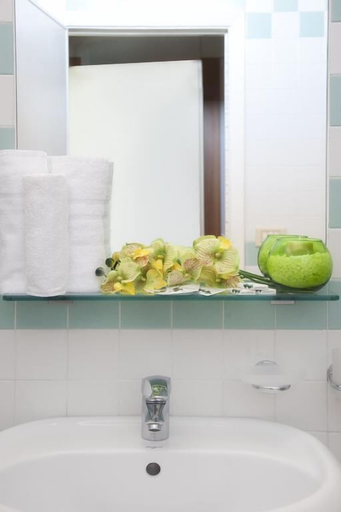 Bathroom 4, Hotel Bel Air, Rimini