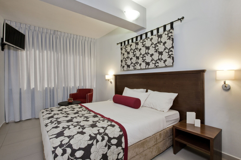 Bedroom 3, Eden Inn
