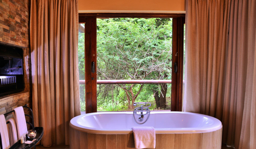 Bathroom 4, Shishangeni Lodge, Kruger National Park, Ehlanzeni