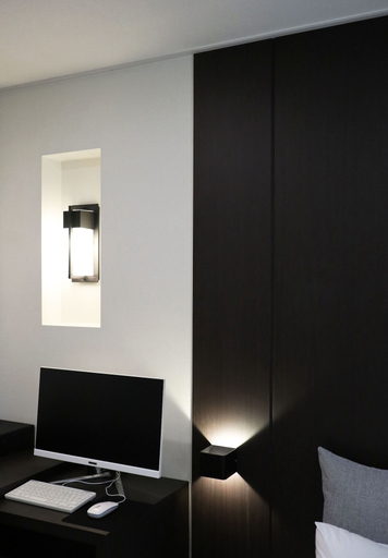 Bedroom 4, The Way Hotel, Dong
