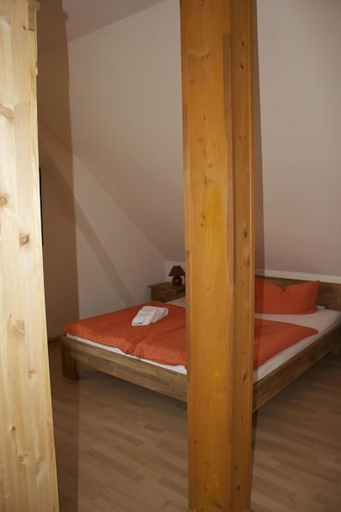 Bedroom 4, Hotel Am Lindenhof, Region Hannover