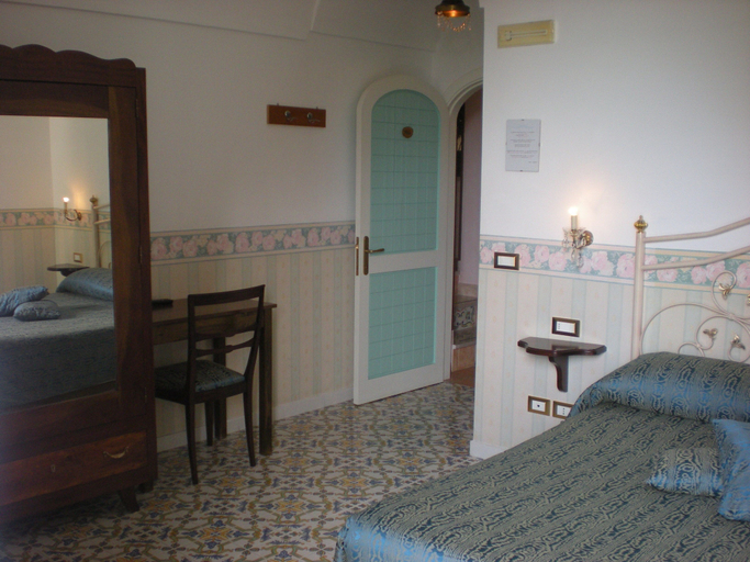 Bedroom 3, L'Argine Fiorito, Salerno