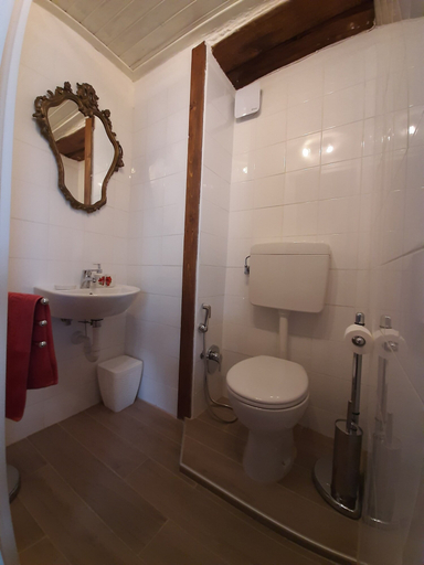 Bathroom 5, B&B La Locanda del Cinghiale, Verbano-Cusio-Ossola
