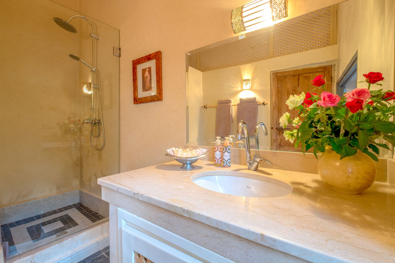 Bathroom 3, Riad Adrar, Marrakech