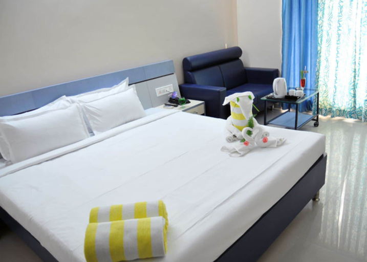 Bedroom 4, Tanarika Resort, Jalgaon