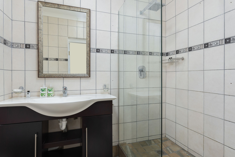 Bathroom 4, Harbour Lights 306 - Adults Only, City of Cape Town