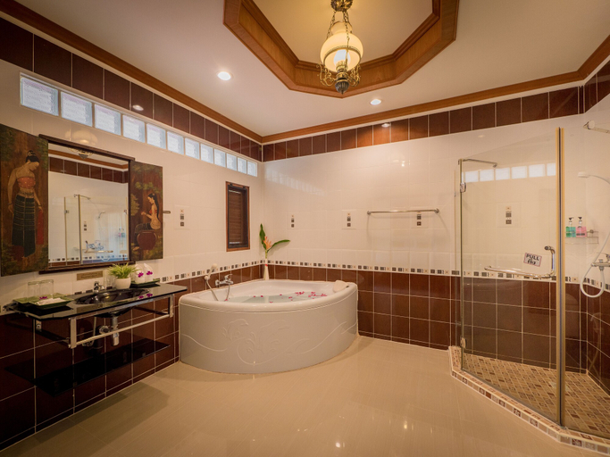 Bathroom 5, Chiangkhan River Mountain Resort, Chiang Khan