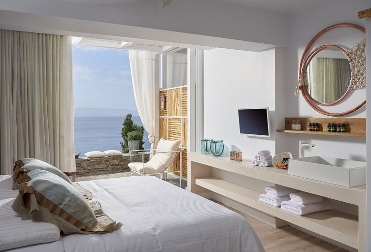 Bedroom 4, Canal Suites, South Aegean