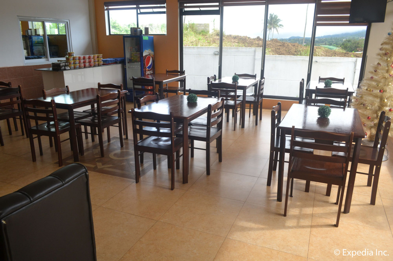 Food & Drinks 5, Hotel Aroha, Tagaytay City