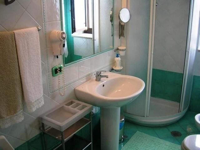 Bathroom 4, Agriturismo Le Agavi, Salerno