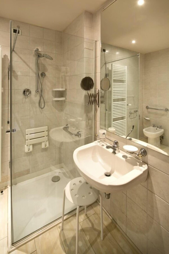 Bathroom 4, Hotel degli Affreschi, Perugia