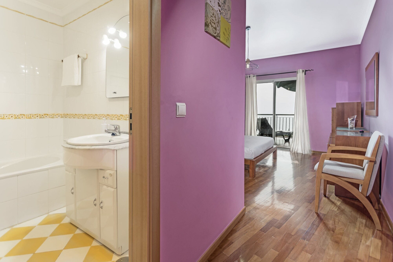 Bathroom 4, Reis Magos II by An Island Apart, Santa Cruz