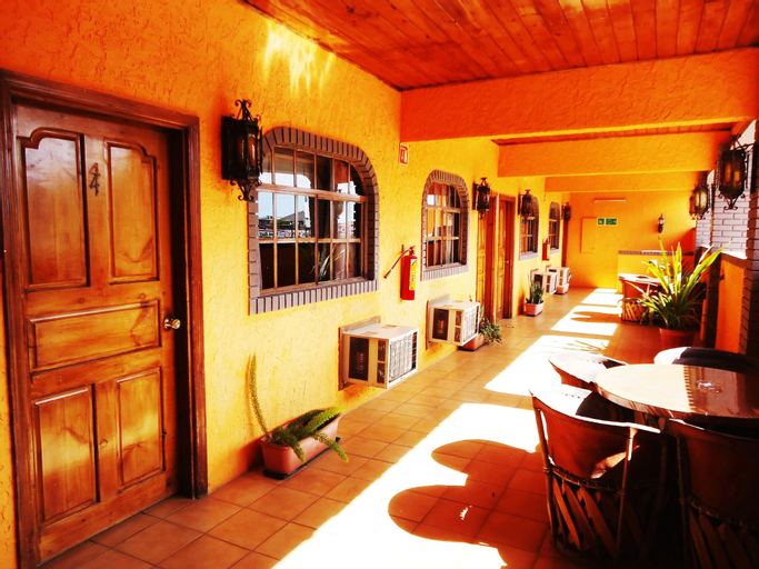 La Hacienda de la Langosta Roja, Mexicali