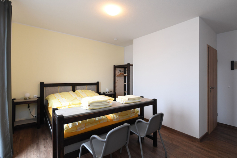 Bedroom 2, Pension Grenzenlos, Heinsberg