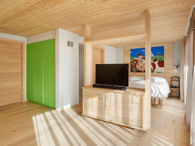 Bedroom 3, Aux Pieds du Roi, Aosta