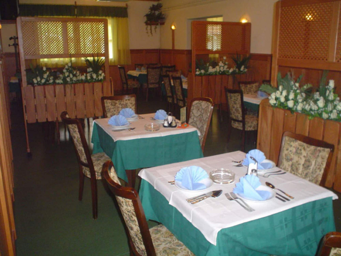 Food & Drinks 4, Bijela Ruza, Ravna Gora