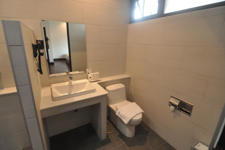 Bathroom 4, The Eight Ratvithi House, Muang Chiang Mai