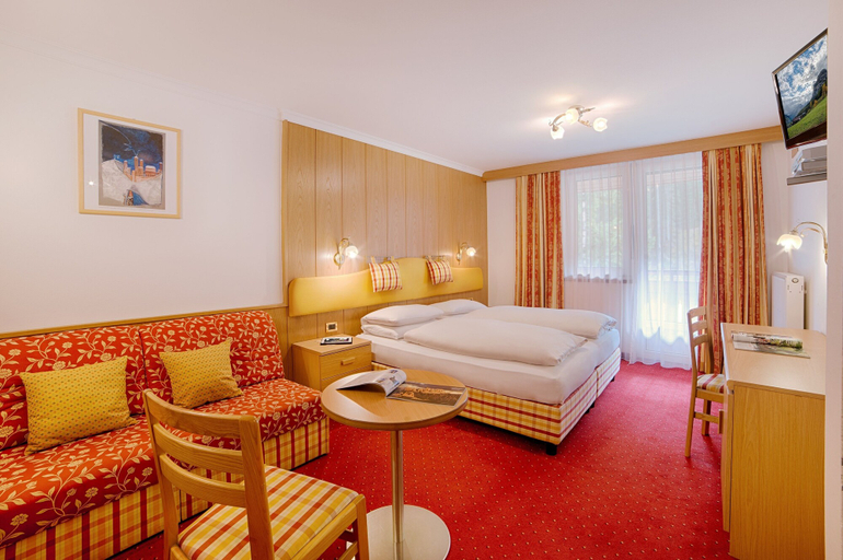 Bedroom 2, Hotel Malita, Belluno