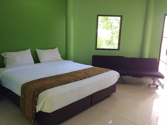 Bedroom 2, Rimpu Hill Resort, Sattahip
